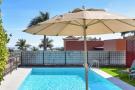 Holiday homeSpain - : Par 4 Villa 18