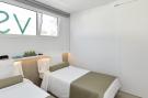 Holiday homeSpain - : Bungalows New VelSuites I - IV / 1-3 personas