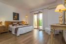 Holiday homeSpain - : S'albarcoquer