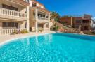 Holiday homeSpain - : Perleta