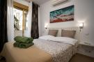 VakantiehuisSpanje - : Beachside apartment in Elviria, Romana Playa