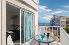 Holiday homeSpain - : YourHouse Monges apartamento vistas al mar