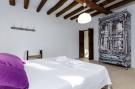 FerienhausSpanien - : YourHouse Llampi Nou