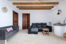 FerienhausSpanien - : YourHouse Llampi Nou