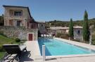 VakantiehuisFrankrijk - : Villa des 4 vents A  for 10 adults and 2 children