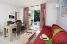 Holiday homeFrance - : Le Domaine des Hauts de Salavas 4