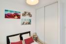 Holiday homeFrance - : Chambre zen chez l'habitant avec piscine