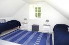 Holiday homeFrance - : Beautiful country house on common property Plougre