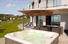 FerienhausFrankreich - : Premium-Ferienvilla mit Jacuzzi 180° Panorama-Meer