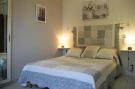 Holiday homeFrance - : Ferienwohnung in Bellegarde / Les Santolines