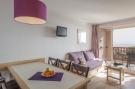 VakantiehuisFrankrijk - : Residence La Pinède, Hyères-A7 Standard - Apt. 7 p