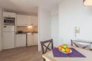 FerienhausFrankreich - : Residence La Pinède, Hyères-A7 Standard - Apt. 7 p