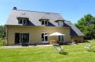 FerienhausFrankreich - : Holiday home in Dragey Ronthon