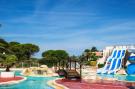 Holiday homeFrance - : Domaine Les Mûriers Vendres-Plage // Chalet Classi