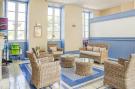 Holiday homeFrance - : Residence Le Palais des Gouverneurs St Martin-de-R