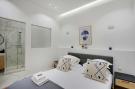 Holiday homeFrance - : DM-7-LACUEE-D