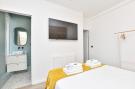 Holiday homeFrance - : DP-75-JAVEL-8A