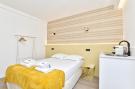 Holiday homeFrance - : DP-75-JAVEL-8A