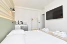 Holiday homeFrance - : DP-75-JAVEL-11A