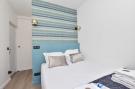 Holiday homeFrance - : DP-75-JAVEL-2A