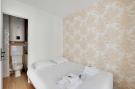 Holiday homeFrance - : DS-8-MORET-404