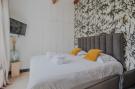 Holiday homeFrance - : EM-155-COURCELLES-M