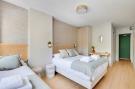 Holiday homeFrance - : IA-31-DEGAULLE-27