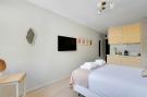 Holiday homeFrance - : IA-31-DEGAULLE-23