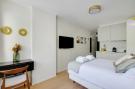 Holiday homeFrance - : IA-31-DEGAULLE-25