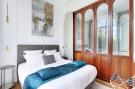 Holiday homeFrance - : Maison Labruyère - Suite Jardin Royal