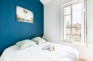 Holiday homeFrance - : Superbe Appartement En Plein Cœur Des Chartrons