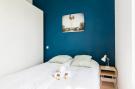 Holiday homeFrance - : Superbe Appartement En Plein Cœur Des Chartrons