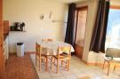 VakantiehuisFrankrijk - : Chambron CB14 CENTER &amp; VIEW 4 Pers.