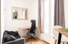 Holiday homeFrance - : Petit Nid Tout Confort Proche De Montparnasse