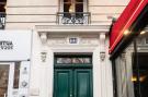 Holiday homeFrance - : Studio Moderne Au Cœur Du 16e Arr. De Paris -