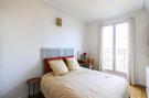 Holiday homeFrance - : Lumineux Appartement Sur Les Toits De Paris