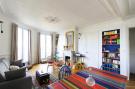 Holiday homeFrance - : Lumineux Appartement Sur Les Toits De Paris