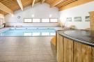 VakantiehuisFrankrijk - : Hameau 1 002 - SPA &amp; PISCINE appartement 6 per