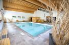 VakantiehuisFrankrijk - : Hameau 1 002 - SPA &amp; PISCINE appartement 6 per