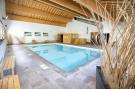 Holiday homeFrance - : Hameau 4 502 - SPA &amp; PISCINE appartement 6 per