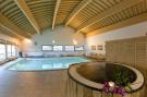 VakantiehuisFrankrijk - : Hameau 1 301 - SPA &amp; PISCINE appartement 8 per