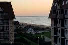 Holiday homeFrance - : Appt équipé Au Bord De La Plage De Cabourg