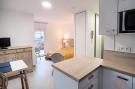 Holiday homeFrance - : Location de Vacances Lamalou-les-Bains 83