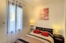 Holiday homeFrance - : Location de Vacances Lamalou-les-Bains 144