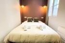 Holiday homeFrance - : Superbe Appartement Avec Patio Au Centre De Biarri