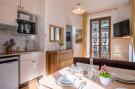 Holiday homeFrance - : Charmant Appartement En Plein Centre-ville