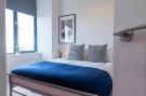 Holiday homeGreat Britain - : 1 Bedroom Apartment 1 Bathroom Victoria Riverside