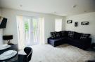 Holiday homeGreat Britain - : 2 Bedroom Apartment 1 Bathroom Shield House