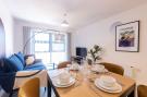 FerienhausGrossbritannien - : 2 Bedroom Apartment 1 Bathroom Northwood Street