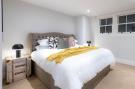 Holiday homeGreat Britain - : 3 Bedroom Apartment 2 Bathroom Toynbee Street